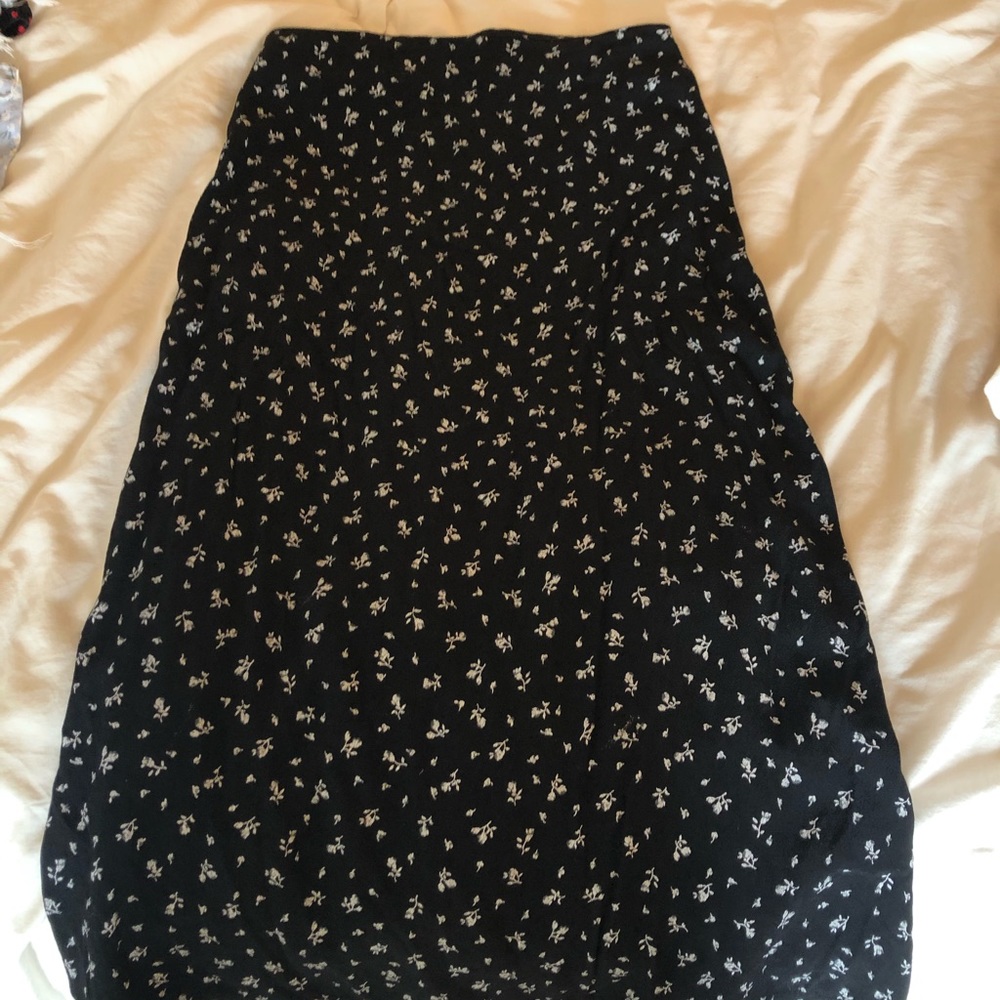 Brandy Melville Midi Skirt